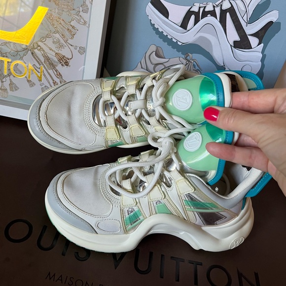 Louis Vuitton Authentic Archlight Sneakers Rare - Picture 16 of 17